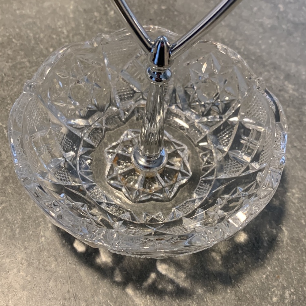 Crystal candy dish with handle - Picture 3 of 4
